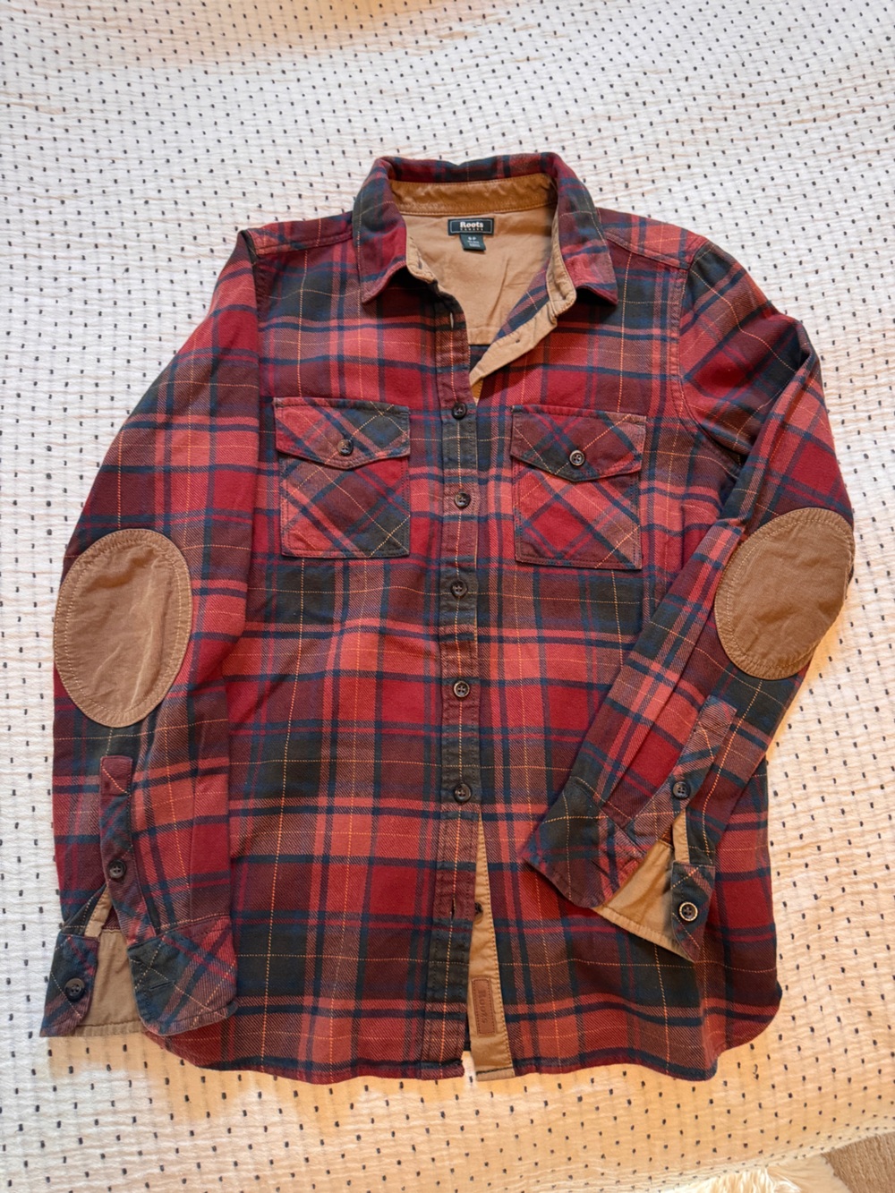 Roots flannel button up